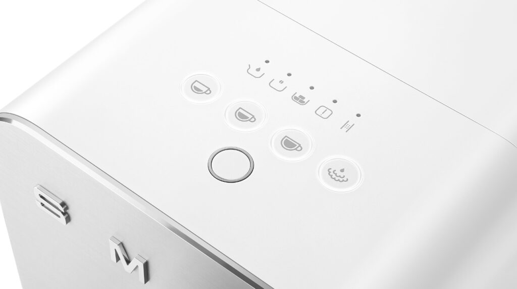 Machine à café Expresso broyeur Smeg BCC02