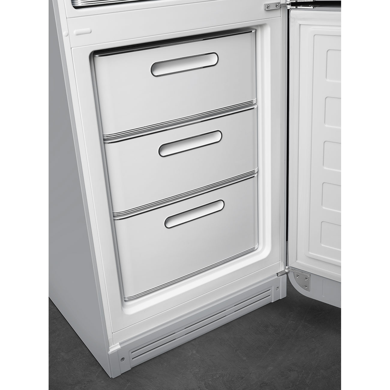 Réfrigérateur Smeg 'Années 50' FAB32RSV5 -4 Réfrigérateur Smeg 'Années 50' FAB32RSV5