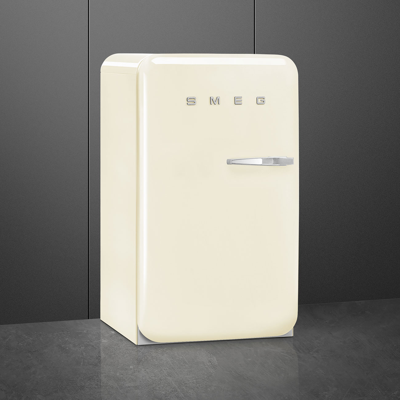 Réfrigérateur Smeg 'Années 50' FAB10LCR5 -3 Réfrigérateur Smeg 'Années 50' FAB10LCR5