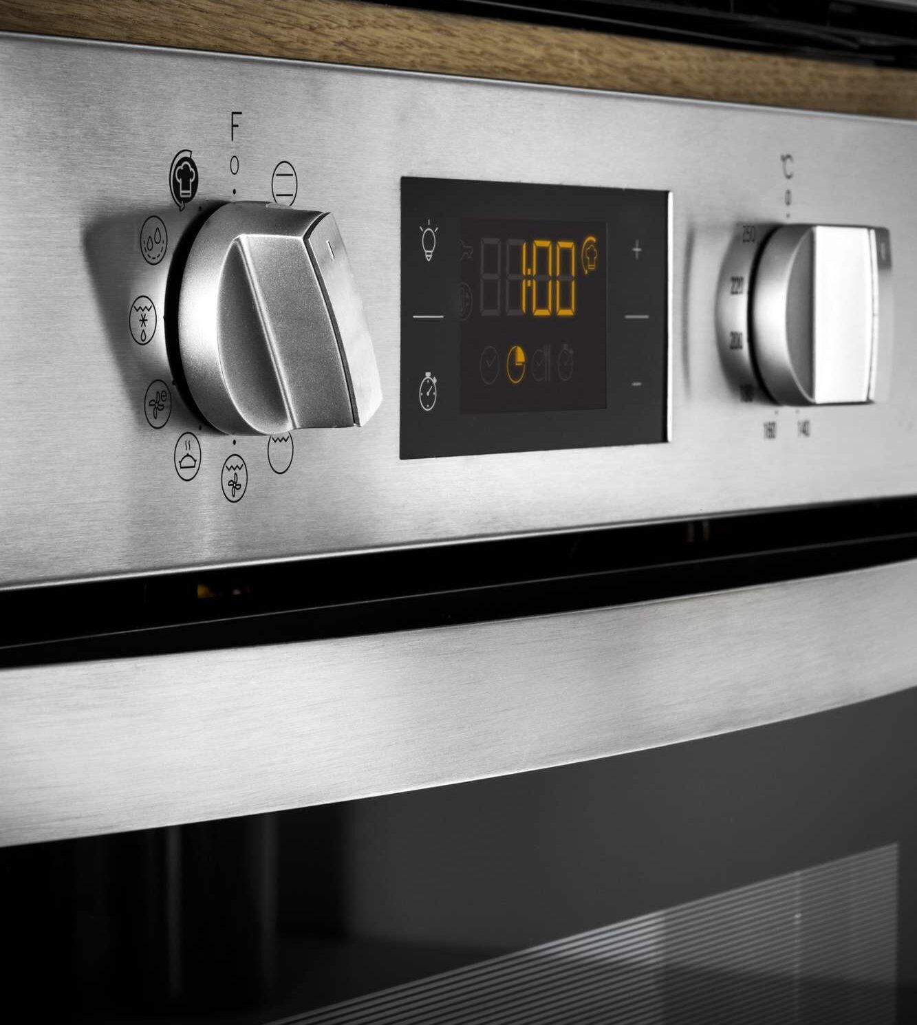 Four encastrable pyrolyse Indesit IFW5844PIX -7 Four encastrable pyrolyse Indesit IFW5844PIX