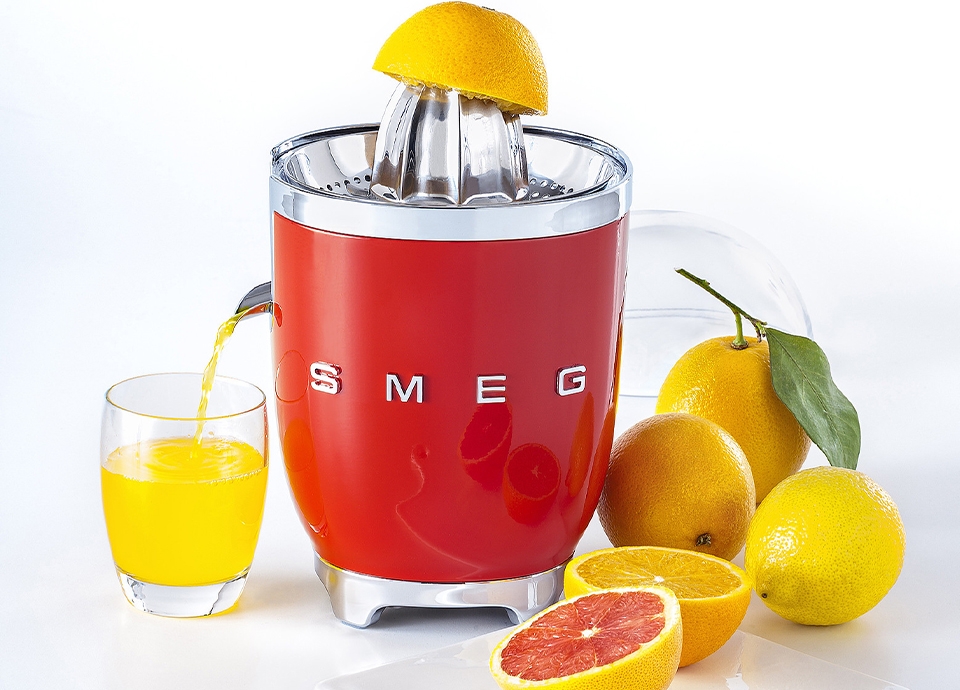 Presse-agrumes Smeg CJF01
