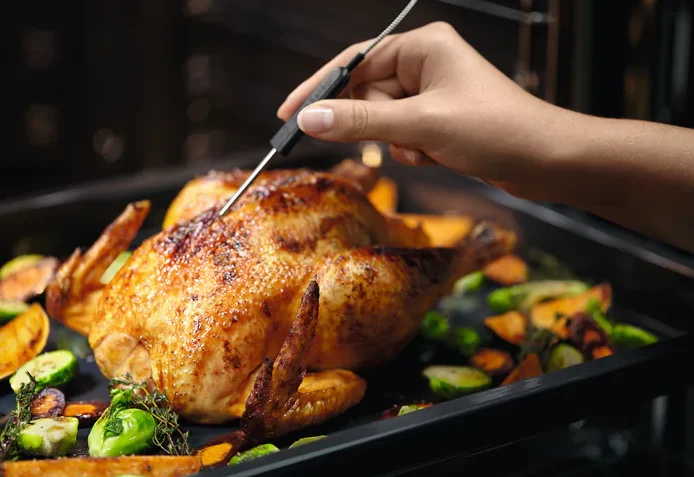 four encastrable vapeur Electrolux SteamBoost Serie 800 EOB8S39Z